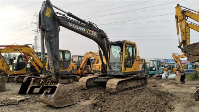 北京出售转让二手5174小时2013年沃尔沃EC140BLC挖掘机