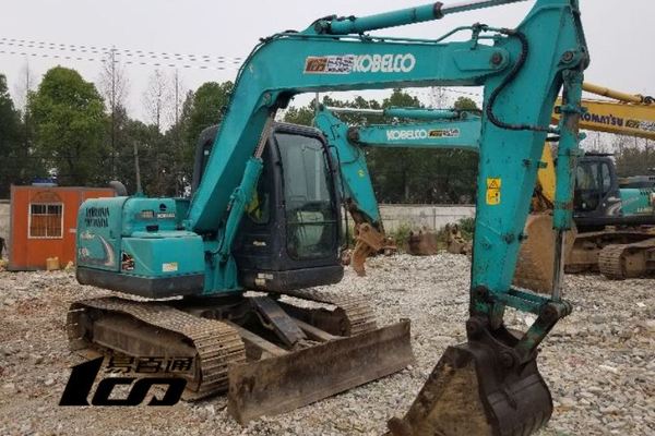 武汉市出售转让二手2011年神钢SK75-8挖掘机