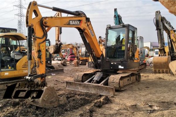北京出售转让二手5938小时2015年三一SY55C挖掘机
