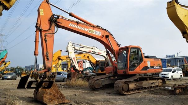 北京出售转让二手2009年斗山DH258LC-7挖掘机