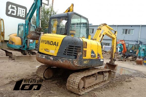 北京出售转让二手14738小时2011年现代R60-7挖掘机