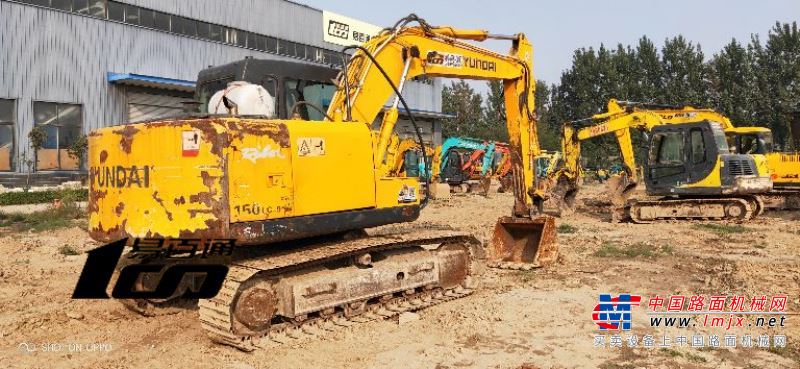 郑州市出售转让二手2010年现代R110-7挖掘机