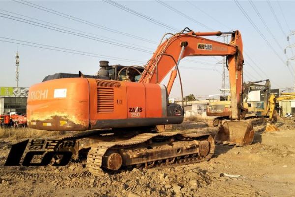 北京出售转让二手2009年日立ZX240-3挖掘机