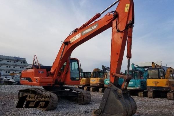 武汉市出售转让二手2013年斗山DH220LC-9E挖掘机