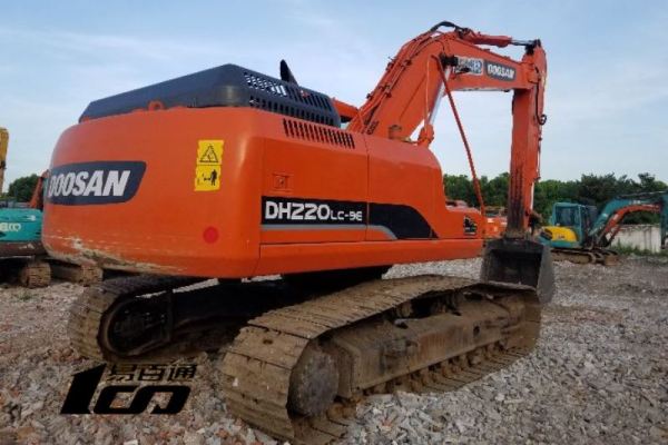武汉市出售转让二手2013年斗山DH220LC-9E挖掘机