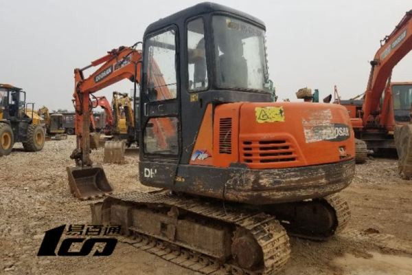武汉市出售转让二手2013年斗山DH55-V挖掘机