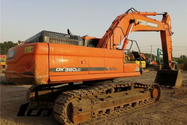 石家庄市出售转让二手2012年斗山DX380LC挖掘机