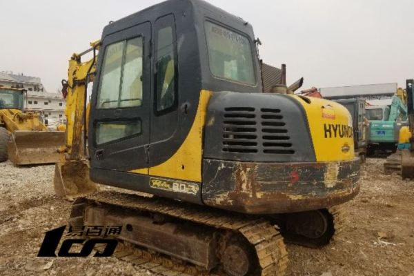 武汉市出售转让二手2011年现代R80-7挖掘机