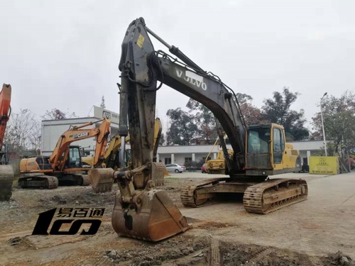 成都市出售转让二手2007年沃尔沃EC290BLC挖掘机