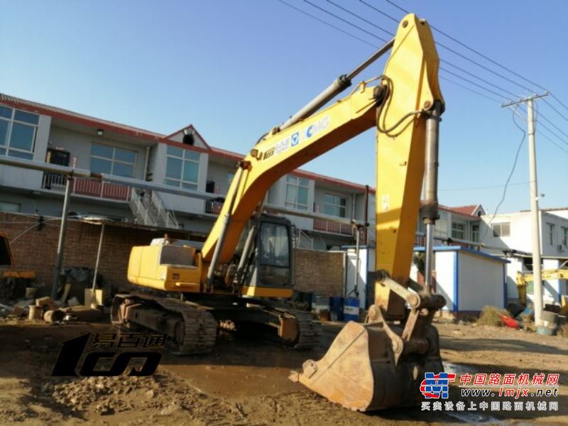 晋中市出售转让二手2011年徐工XE260C挖掘机