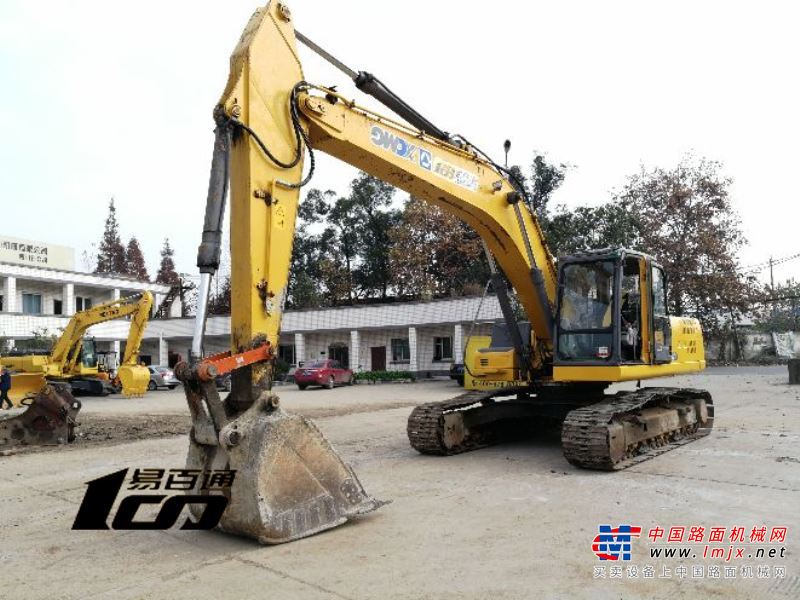 成都市出售转让二手2011年徐工XE260C挖掘机