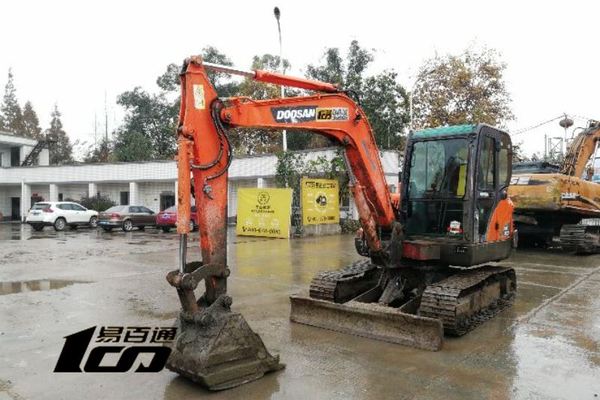 成都市出售转让二手2013年斗山DX60挖掘机