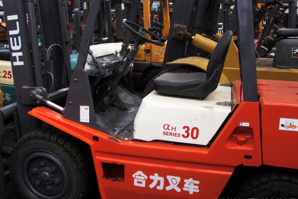 出售转让二手合力CPCD30叉装车