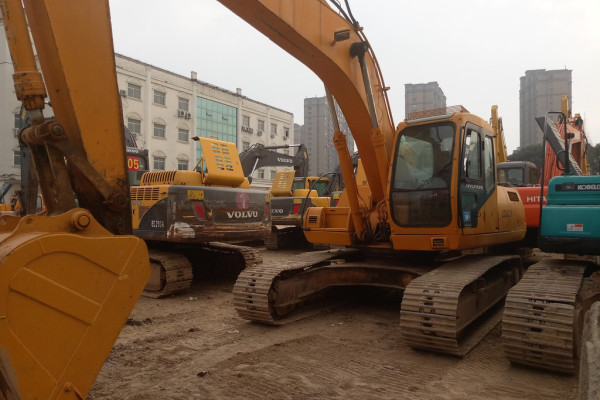 上海出售转让二手6000小时现代挖掘机