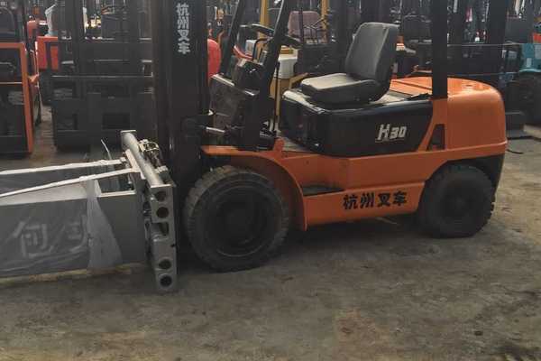 出售转让二手鍚堝姏CPD H R叉装车