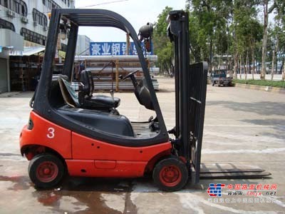 出售转让二手林德格式型号叉装车