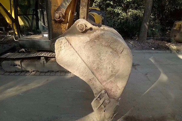 上海出售转让二手3800小时现代挖掘机