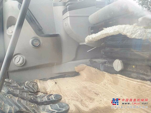 上海出售转让二手3500小时沃尔沃挖掘机