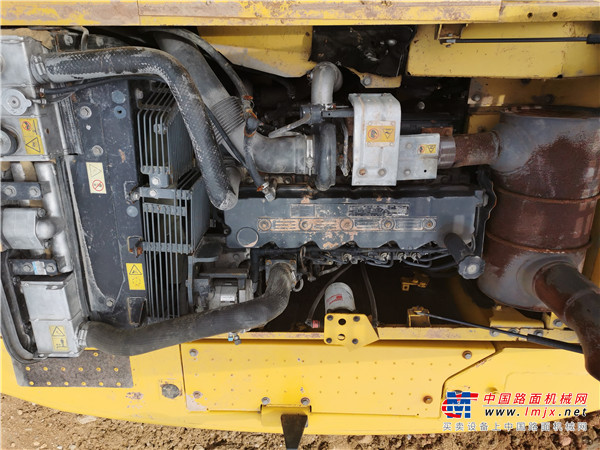 出售转让二手KOMATSU210-8MO挖掘机