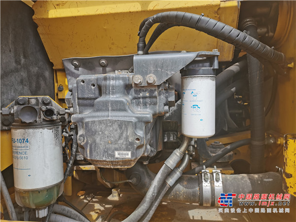 出售转让二手KOMATSU210-8MO挖掘机