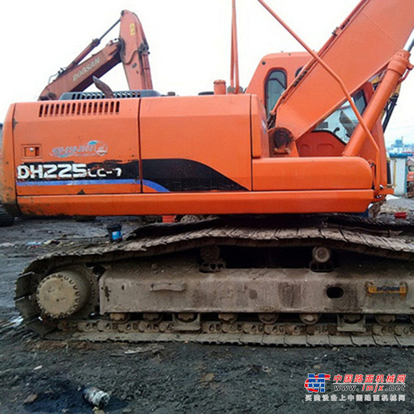 出售转让二手斗山DH225LC-7挖掘机