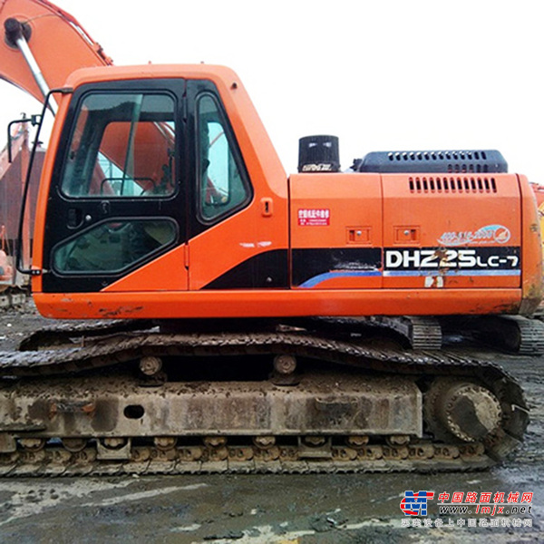 出售转让二手斗山DH225LC-9挖掘机