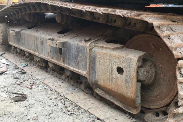 出售转让二手KOMATSU200挖掘机