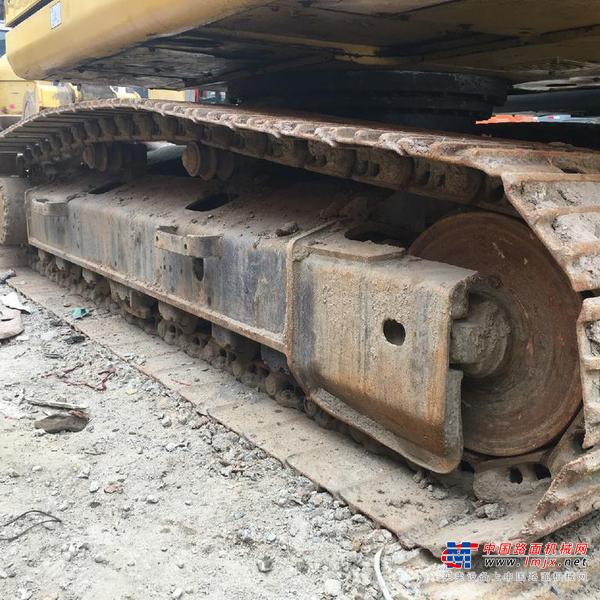 出售转让二手KOMATSU200挖掘机