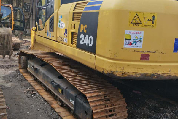 出售转让二手komatsu240-8挖掘机