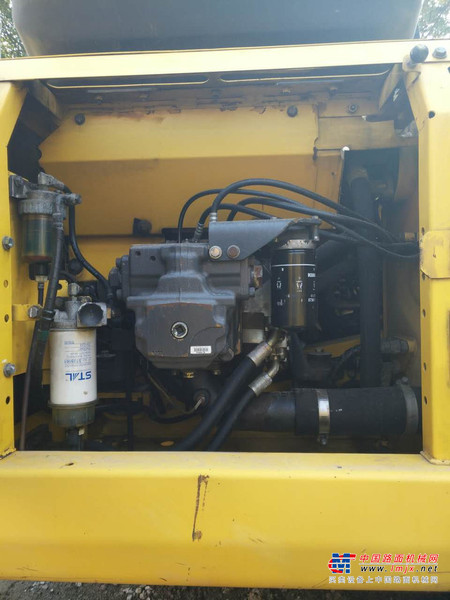 出售转让二手komatsu240-8挖掘机