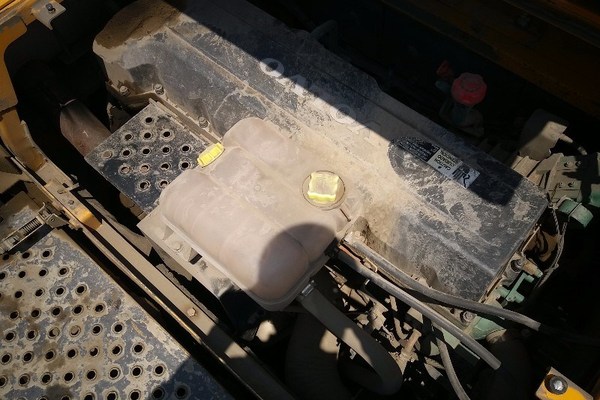 出售转让二手volvo/沃尔沃380挖掘机