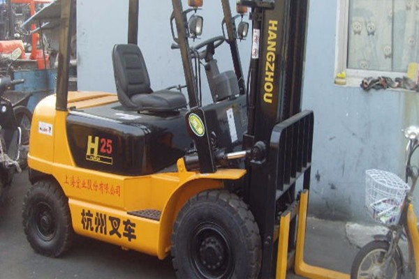 出售转让二手合力叉车FD30叉装车