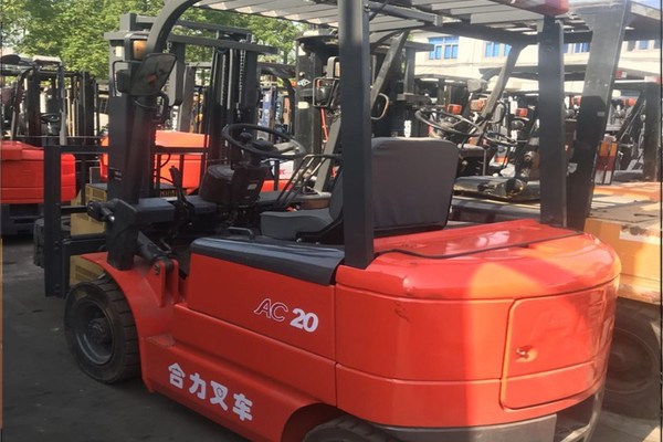 出售转让二手合力h2000叉装车