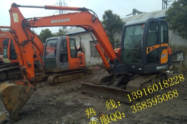 上海出售转让二手800小时斗山挖掘机
