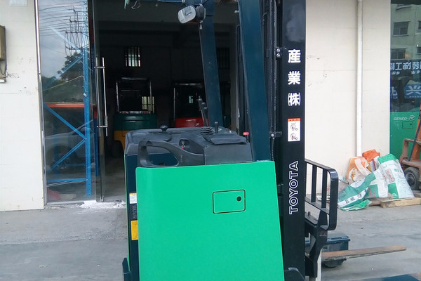 出售转让二手丰田7FBRS18叉装车