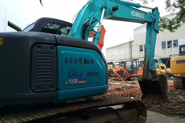 出售转让二手KOBELCO/神钢135挖掘机