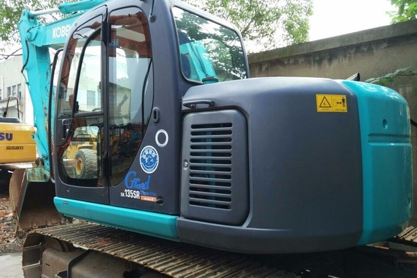 出售转让二手KOBELCO/神钢135挖掘机
