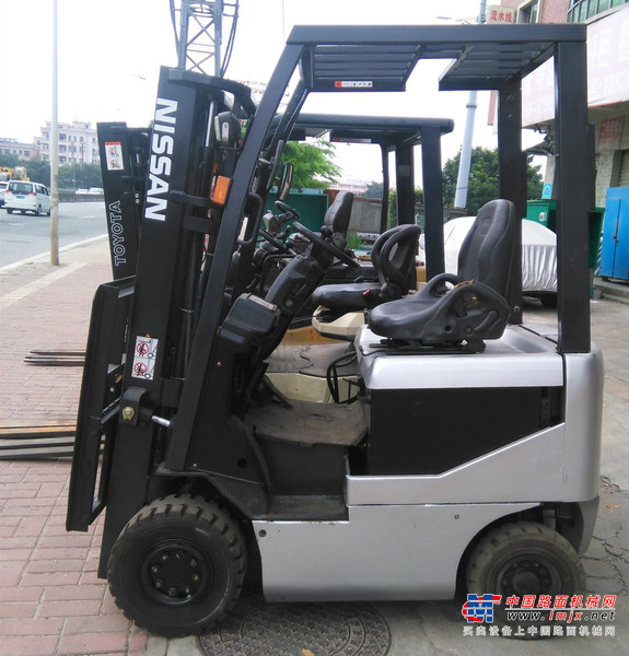 出售转让二手NISSANK181叉装车