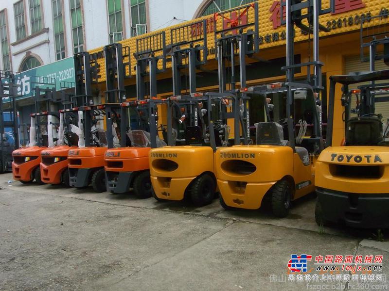 出售转让二手杭叉CPC（D)30-AG2叉装车