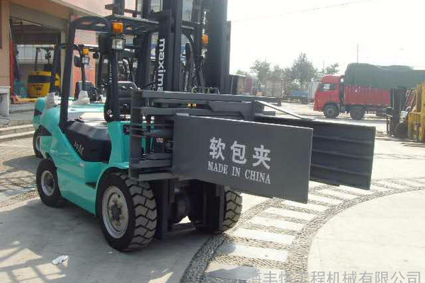 出售转让二手龙工3吨叉装车