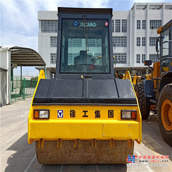 上海出售转让二手3680小时徐工压路机
