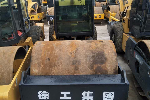 上海出售转让二手1000小时徐工压路机