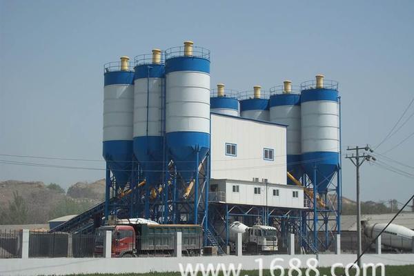 出售转让二手泽宇重工HLS180混凝土搅拌站