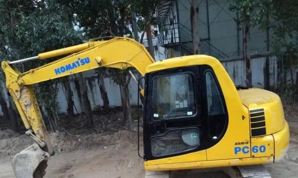 深圳市出售转让二手小松土方机械