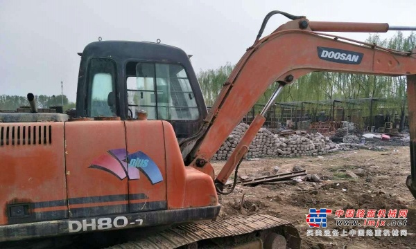深圳市出售转让二手斗山土方机械