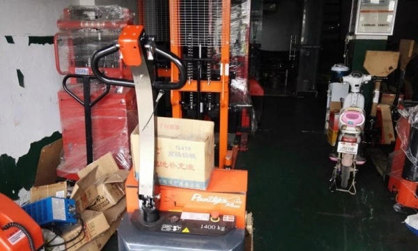 深圳市出售转让二手诺力电动叉车
