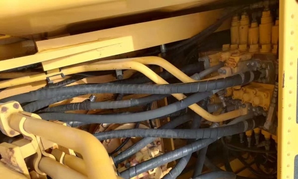鄂尔多斯市出售转让二手小松土方机械