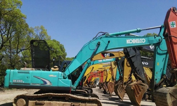 安顺市出售转让二手斗山土方机械