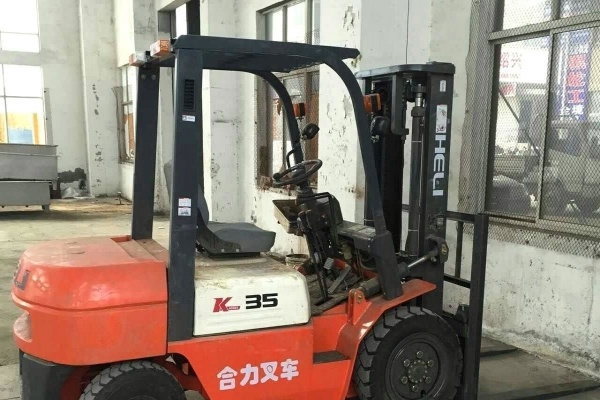 成都市出售转让二手卡特彼勒电动叉车