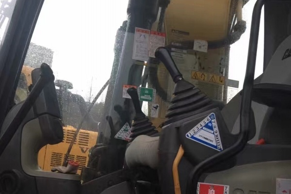成都市出售转让二手卡特彼勒土方机械